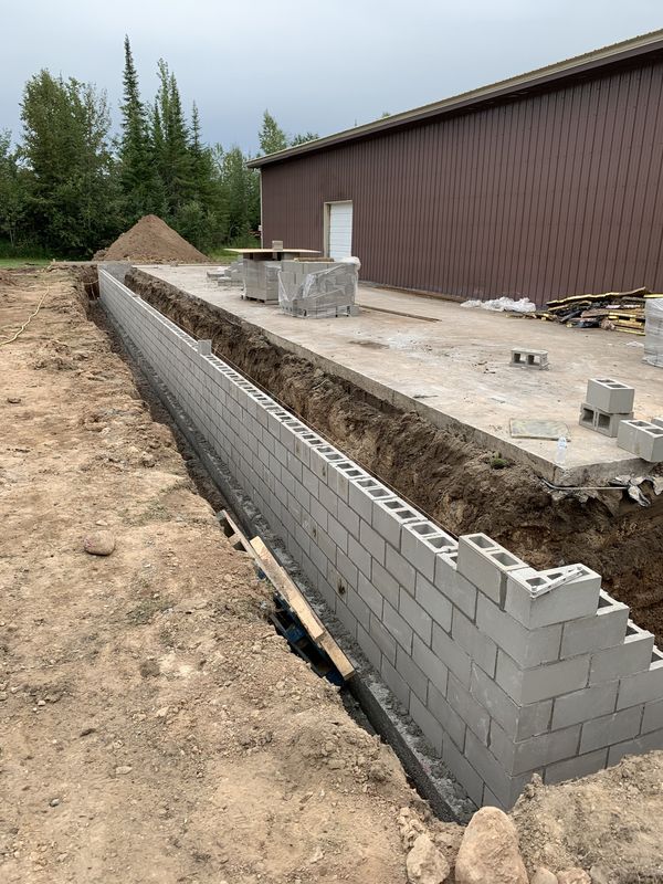 Concrete block foundation wall