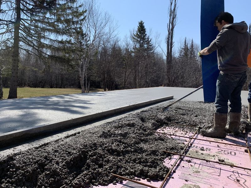 Patio pour in progress
