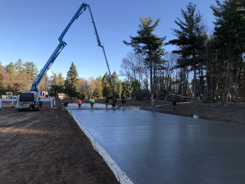 Large slab pour with pump truck
